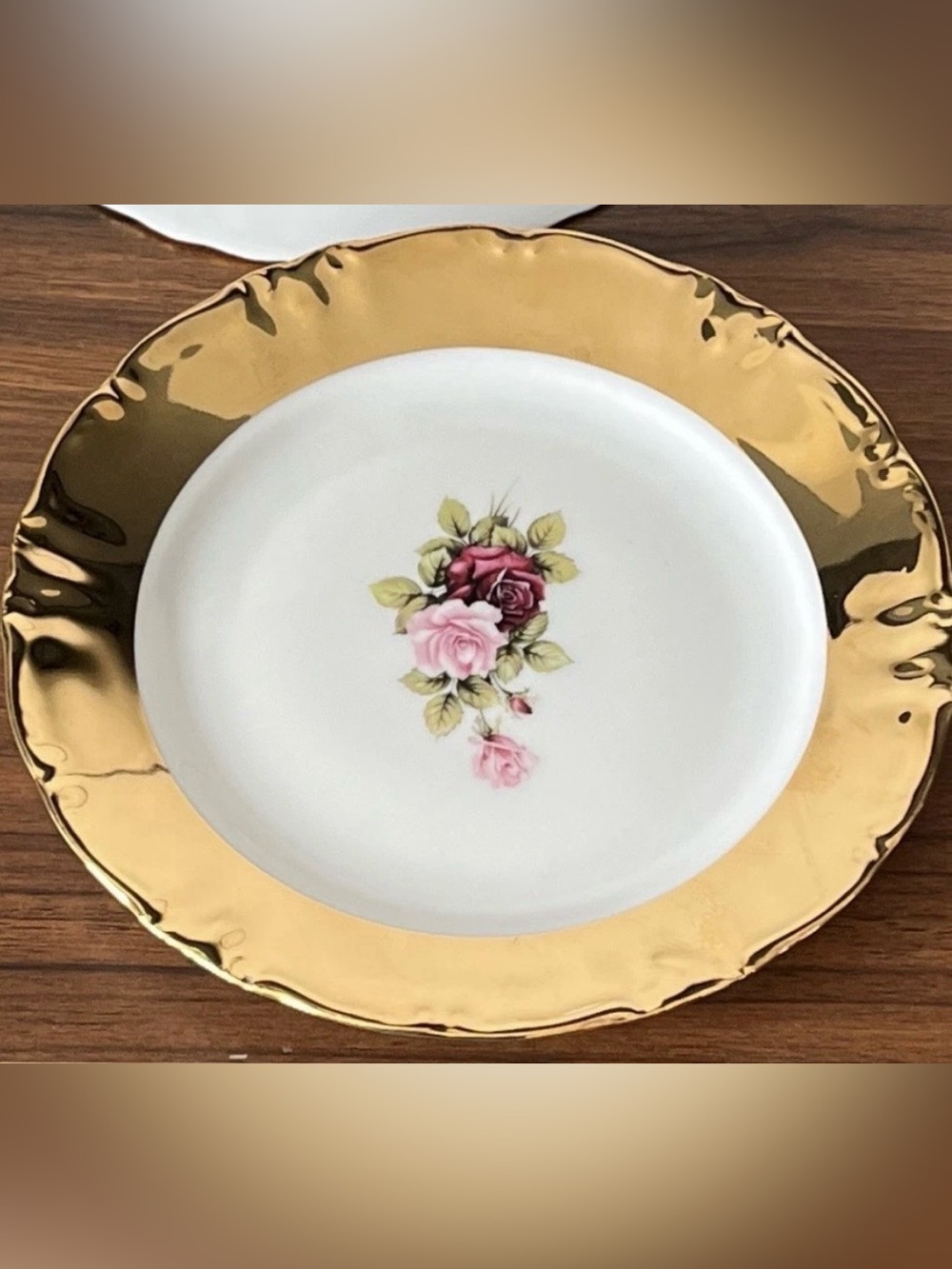 Handarbeit Bavarian 22k Gold Trim Rose Dessert Plates Set of 4